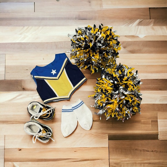 American Girl 28” Doll Cheerleading Outfit III Released 2003 Retired 2005 GUC - Picture 12 of 13